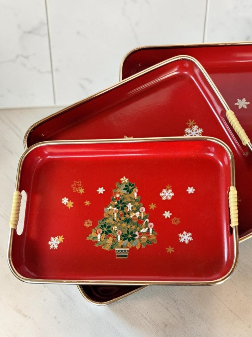 Vintage 1985 Merry Christmas Lacquer Ware Tray Trio